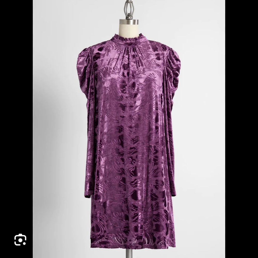 Mod cloth in with the nouveau puff sleeve dress purple velvet 3X